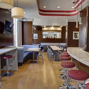Fairfield By Marriott Manhattan/financial District Szálloda